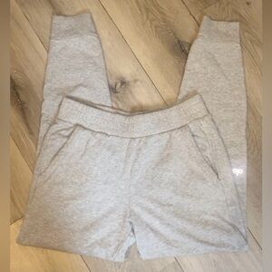 Alo yoga sweatpants
